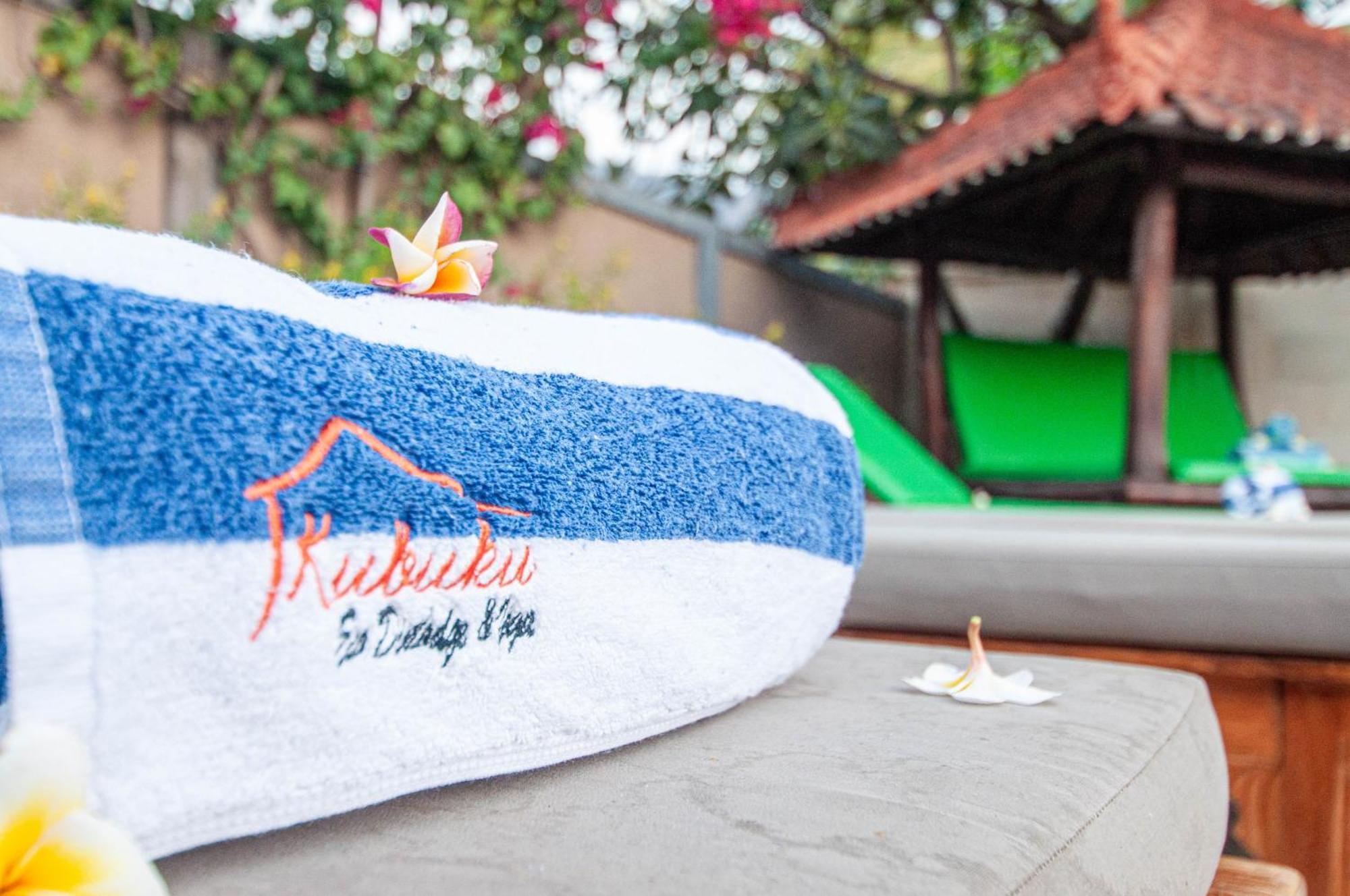 Kubuku Eco Dive Lodge And Yoga Pemuteran Eksteriør bilde